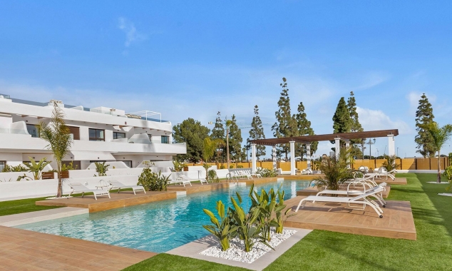 New Property for sale - Bungalow for sale - Los Alcazares - La Serena Golf