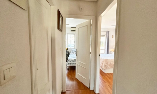 Property for sale - Villa for sale - Torrevieja - La Siesta