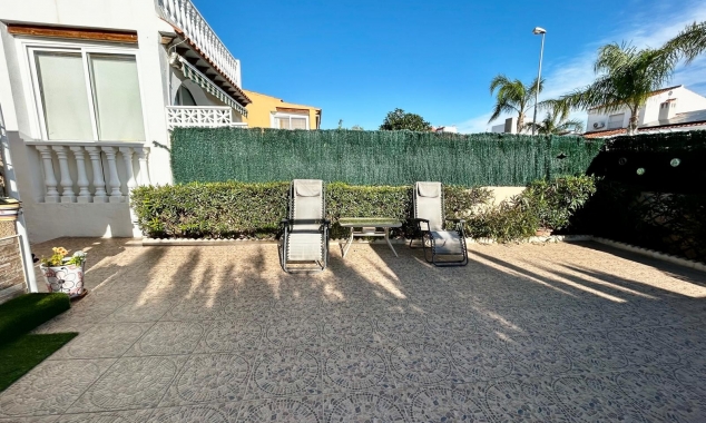 Property for sale - Villa for sale - Torrevieja - La Siesta