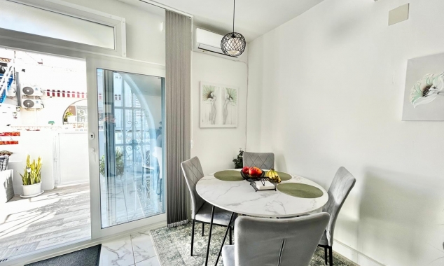 Property for sale - Townhouse for sale - Torrevieja - La Siesta