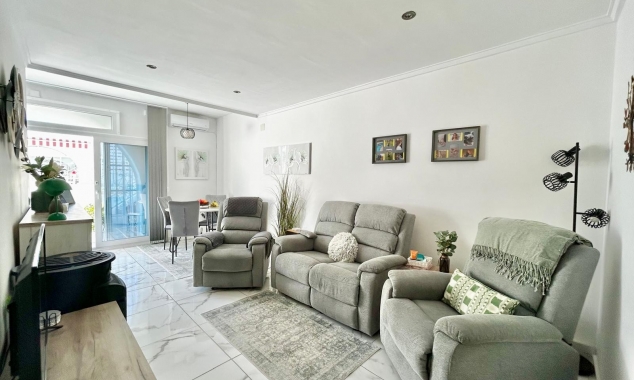 Property for sale - Townhouse for sale - Torrevieja - La Siesta