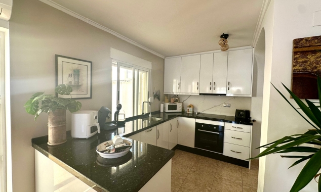 Property for sale - Villa for sale - Torrevieja - La Siesta