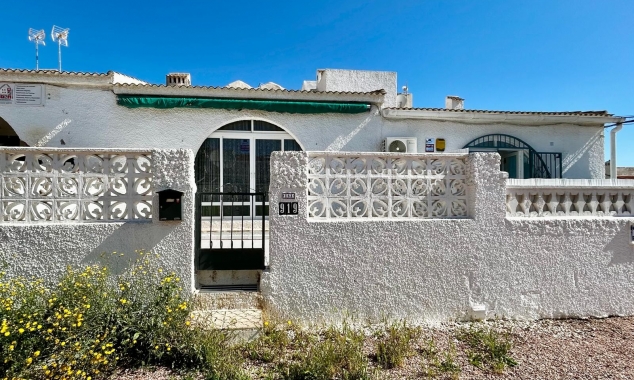 Property for sale - Bungalow for sale - Torrevieja - La Siesta