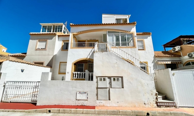 Property for sale - Bungalow for sale - Torrevieja - Altos del Limonar