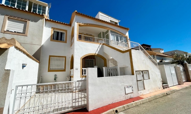 Property for sale - Bungalow for sale - Torrevieja - Altos del Limonar