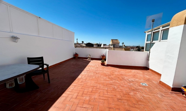 Property for sale - Bungalow for sale - Torrevieja - Altos del Limonar