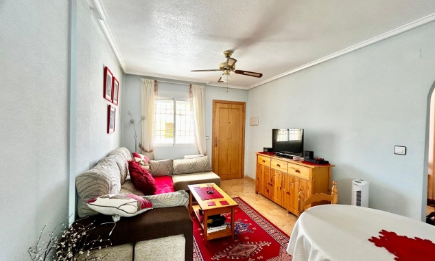 Property for sale - Bungalow for sale - Torrevieja - Altos del Limonar