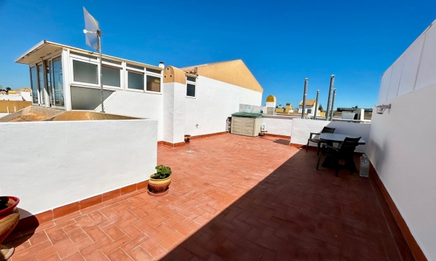 Property for sale - Bungalow for sale - Torrevieja - Altos del Limonar