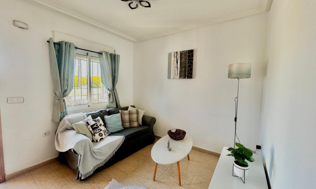 Propiedad en venta - Casa adosada en venta - Torrevieja - El Salado