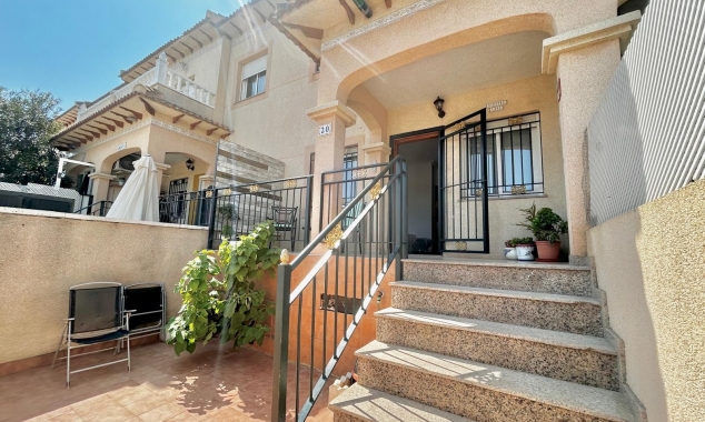 Propiedad en venta - Casa adosada en venta - Torrevieja - El Salado