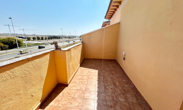 Propiedad en venta - Casa adosada en venta - Torrevieja - El Salado