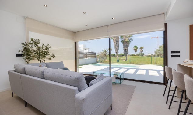 New Property for sale - Villa for sale - Los Alcazares - La Serena Golf