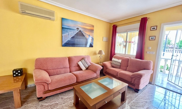 Property for sale - Villa for sale - Torrevieja - La Torreta