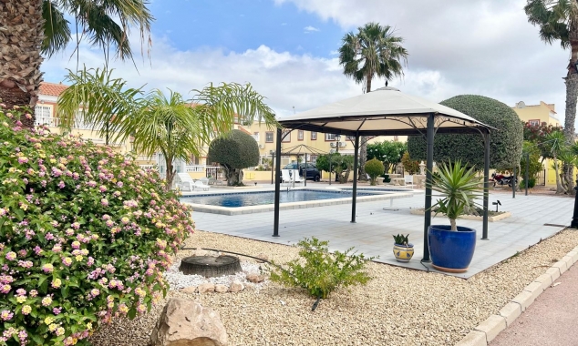 Property for sale - Villa for sale - Torrevieja - La Torreta