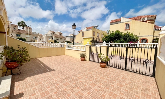 Property for sale - Villa for sale - Torrevieja - La Torreta