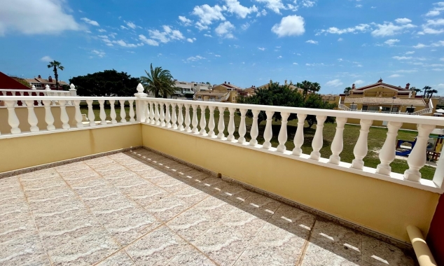 Property for sale - Villa for sale - Torrevieja - La Torreta