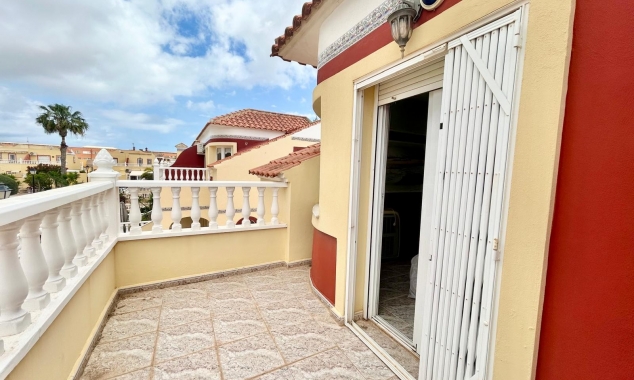 Property for sale - Villa for sale - Torrevieja - La Torreta