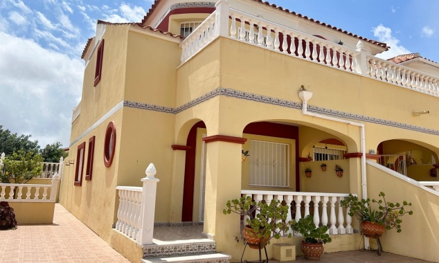Property for sale - Villa for sale - Torrevieja - La Torreta