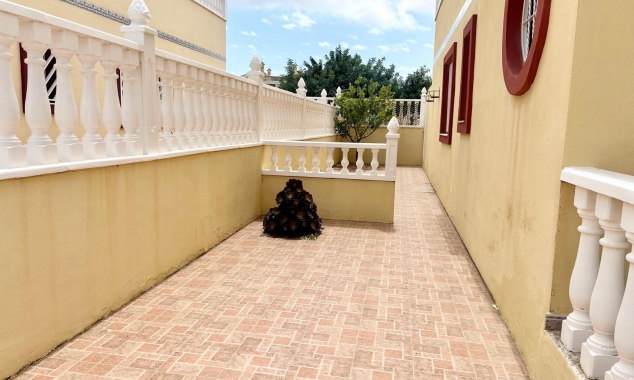 Property for sale - Villa for sale - Torrevieja - La Torreta