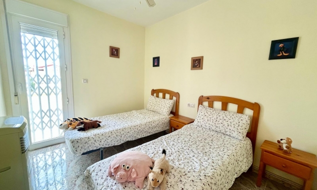 Property for sale - Villa for sale - Torrevieja - La Torreta
