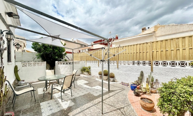 Propriété à vendre - Villa à vendre - Torrevieja - La Siesta