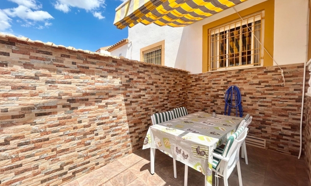 Property for sale - Bungalow for sale - Torrevieja - Altos del Limonar
