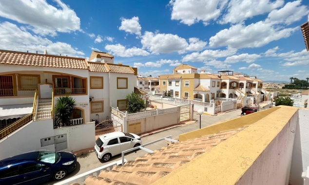 Property for sale - Bungalow for sale - Torrevieja - Altos del Limonar