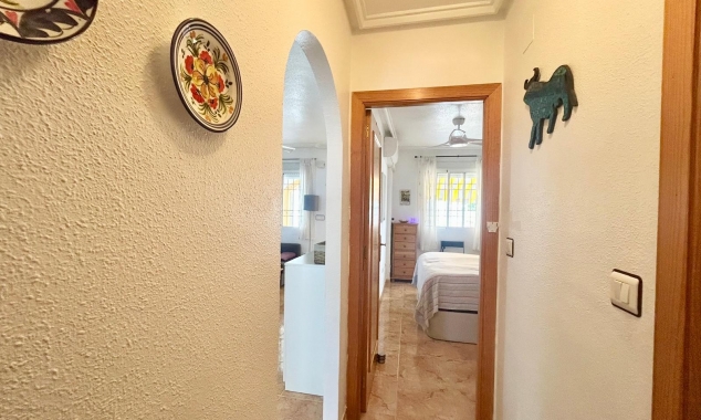 Property for sale - Bungalow for sale - Torrevieja - Altos del Limonar