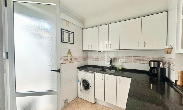 Property for sale - Bungalow for sale - Torrevieja - Altos del Limonar