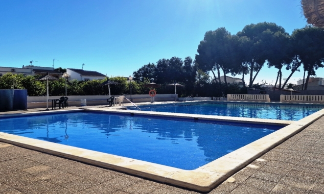 Property for sale - Bungalow for sale - Torrevieja - El Limonar