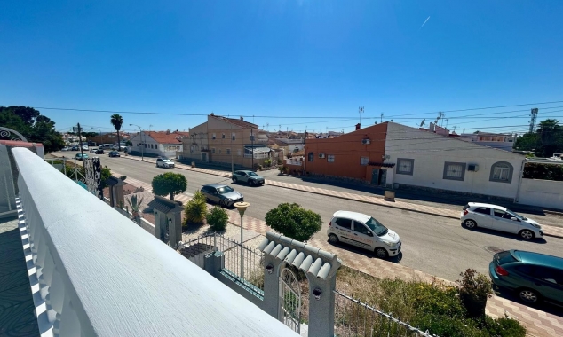 Property for sale - Bungalow for sale - Torrevieja - San Luis