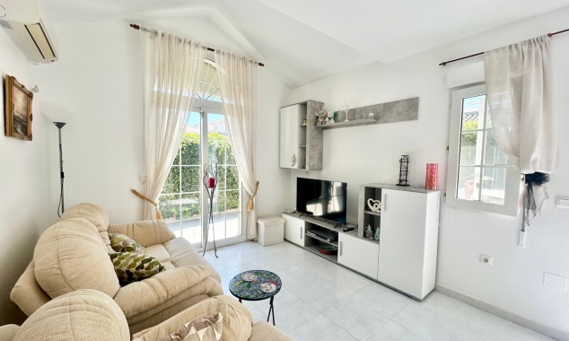 Property for sale - Bungalow for sale - Torrevieja - La Torreta