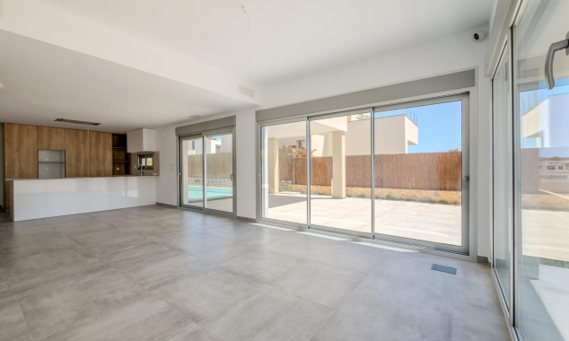 New Property for sale - Villa for sale - Algorfa - La Finca Golf