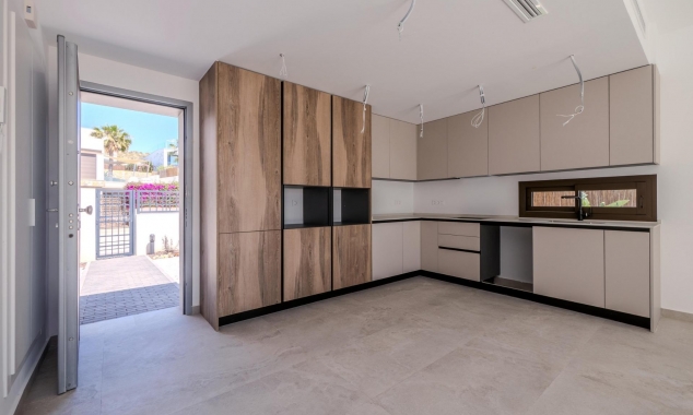 New Property for sale - Villa for sale - Algorfa - La Finca Golf