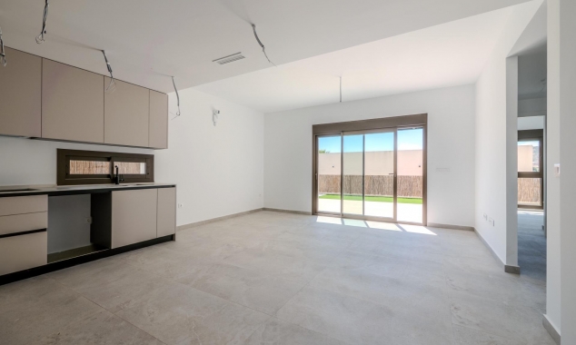 New Property for sale - Villa for sale - Algorfa - La Finca Golf