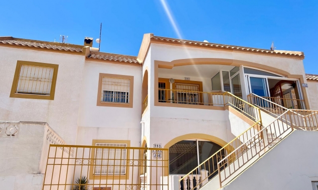 Property for sale - Bungalow for sale - Torrevieja - Altos del Limonar