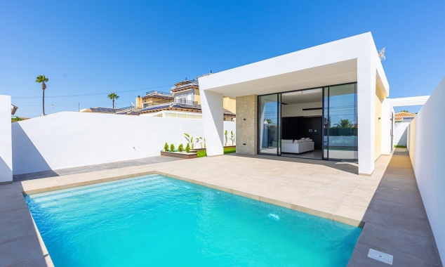 New Property for sale - Villa for sale - Torrevieja - Los Balcones
