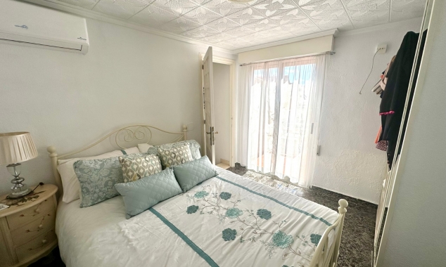 Te koop aangeboden onroerend goed - Bungalow te koop - Torrevieja - El Chaparral