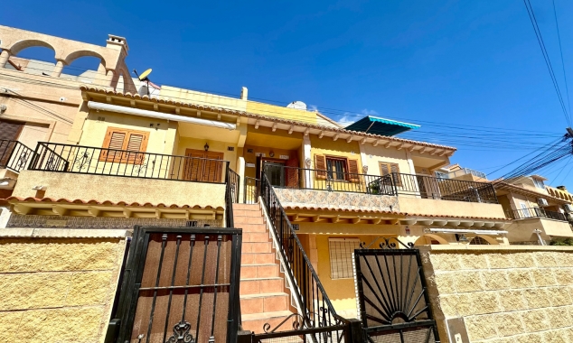 Te koop aangeboden onroerend goed - Bungalow te koop - Torrevieja - El Chaparral