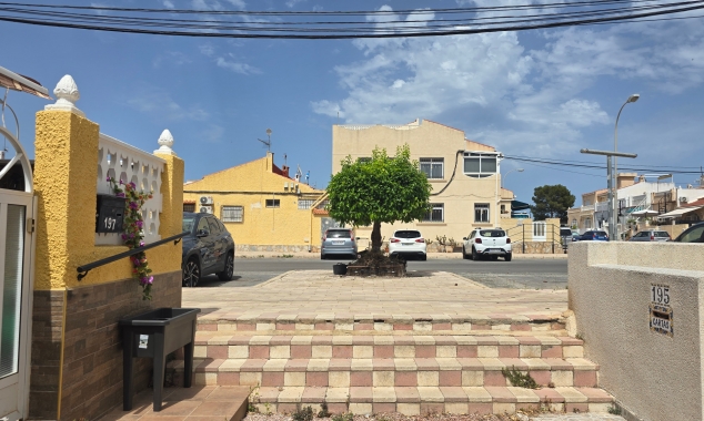 Property for sale - Bungalow for sale - Torrevieja - La Siesta