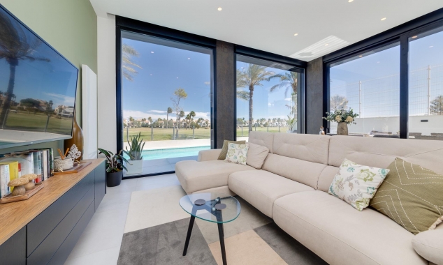 New Property for sale - Villa for sale - Pilar de la Horadada - Lo Romero Golf Course