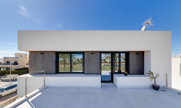 New Property for sale - Villa for sale - Pilar de la Horadada - Lo Romero Golf Course