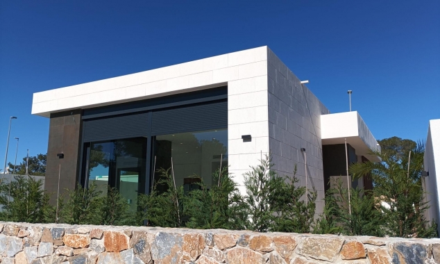 New Property for sale - Villa for sale - Pilar de la Horadada - Lo Romero Golf Course