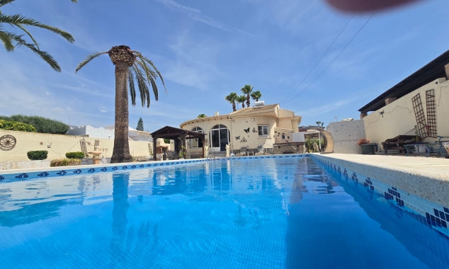 Property for sale - Villa for sale - Torrevieja - San Luis