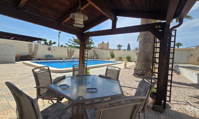 Property for sale - Villa for sale - Torrevieja - San Luis