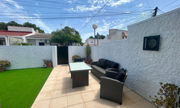 Property for sale - Bungalow for sale - Torrevieja - El Limonar