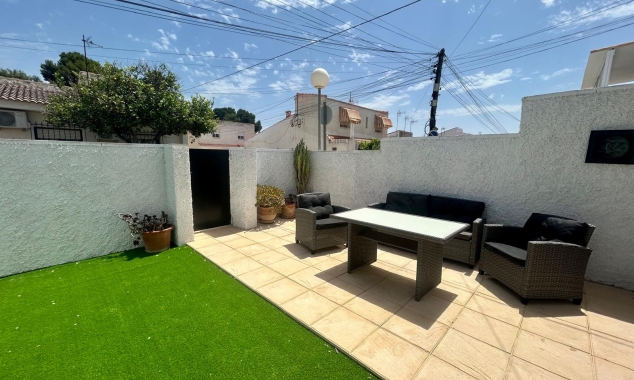Property for sale - Bungalow for sale - Torrevieja - El Limonar