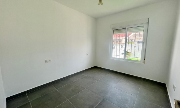 Property for sale - Bungalow for sale - Torrevieja - El Limonar