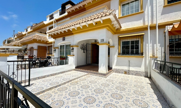 Property for sale - Townhouse for sale - Torrevieja - Jardin del Mar
