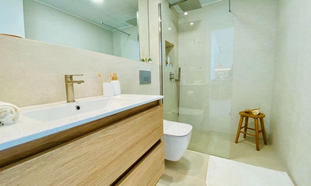 New Property for sale - Bungalow for sale - Pilar de la Horadada - pueblo